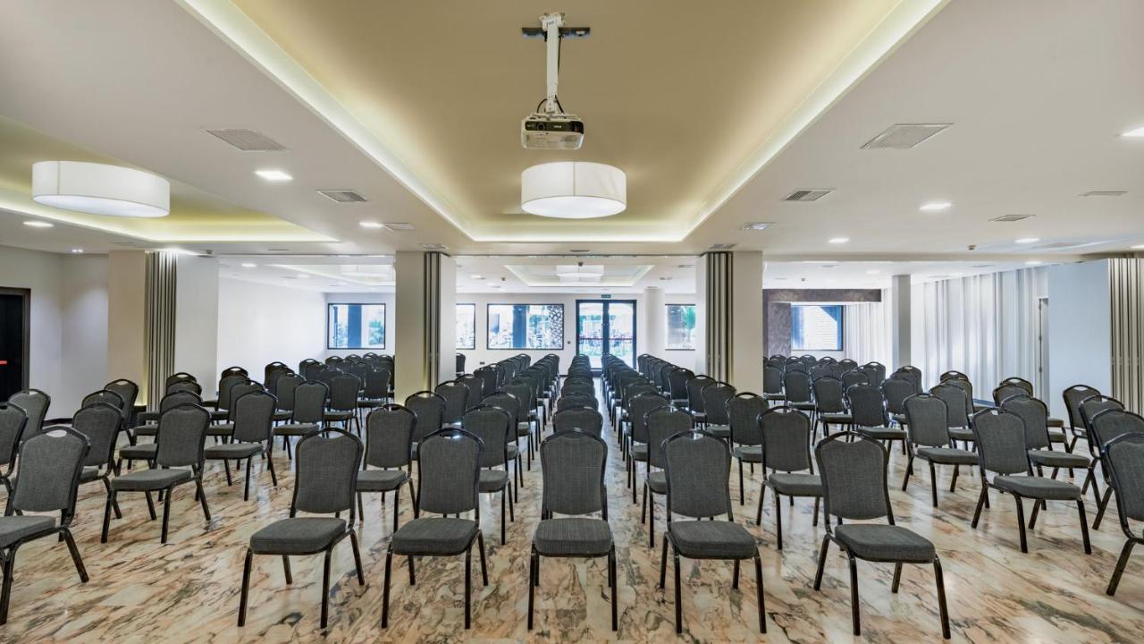 Hotel Parque Real سيوداد ريال المظهر الخارجي الصورة