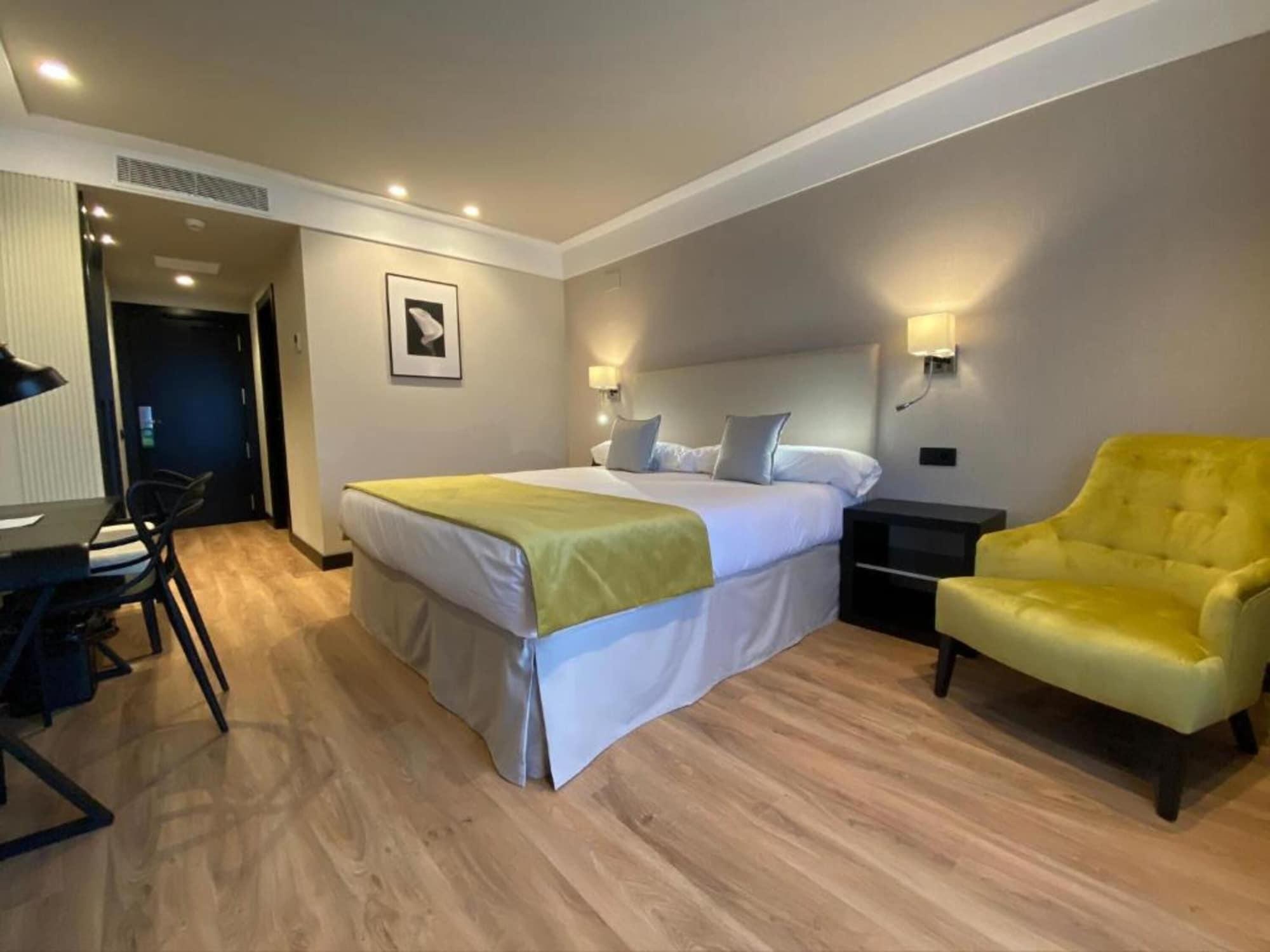 Hotel Parque Real سيوداد ريال المظهر الخارجي الصورة
